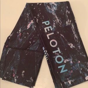 Peloton inspired capris workout pants